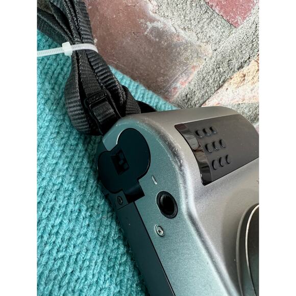 Minolta Freedom zoom 140 Panorama Date 35mm camera - Picture 13 of 13